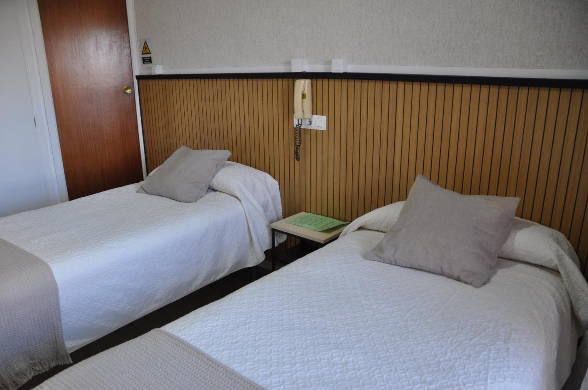 Hostal Ramon Y Cajal Valladolid Kültér fotó