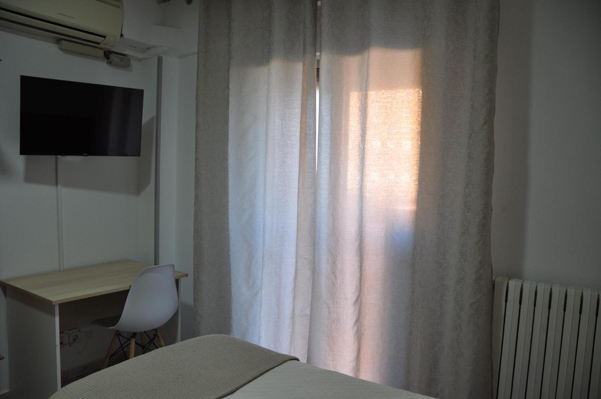 Hostal Ramon Y Cajal Valladolid Kültér fotó