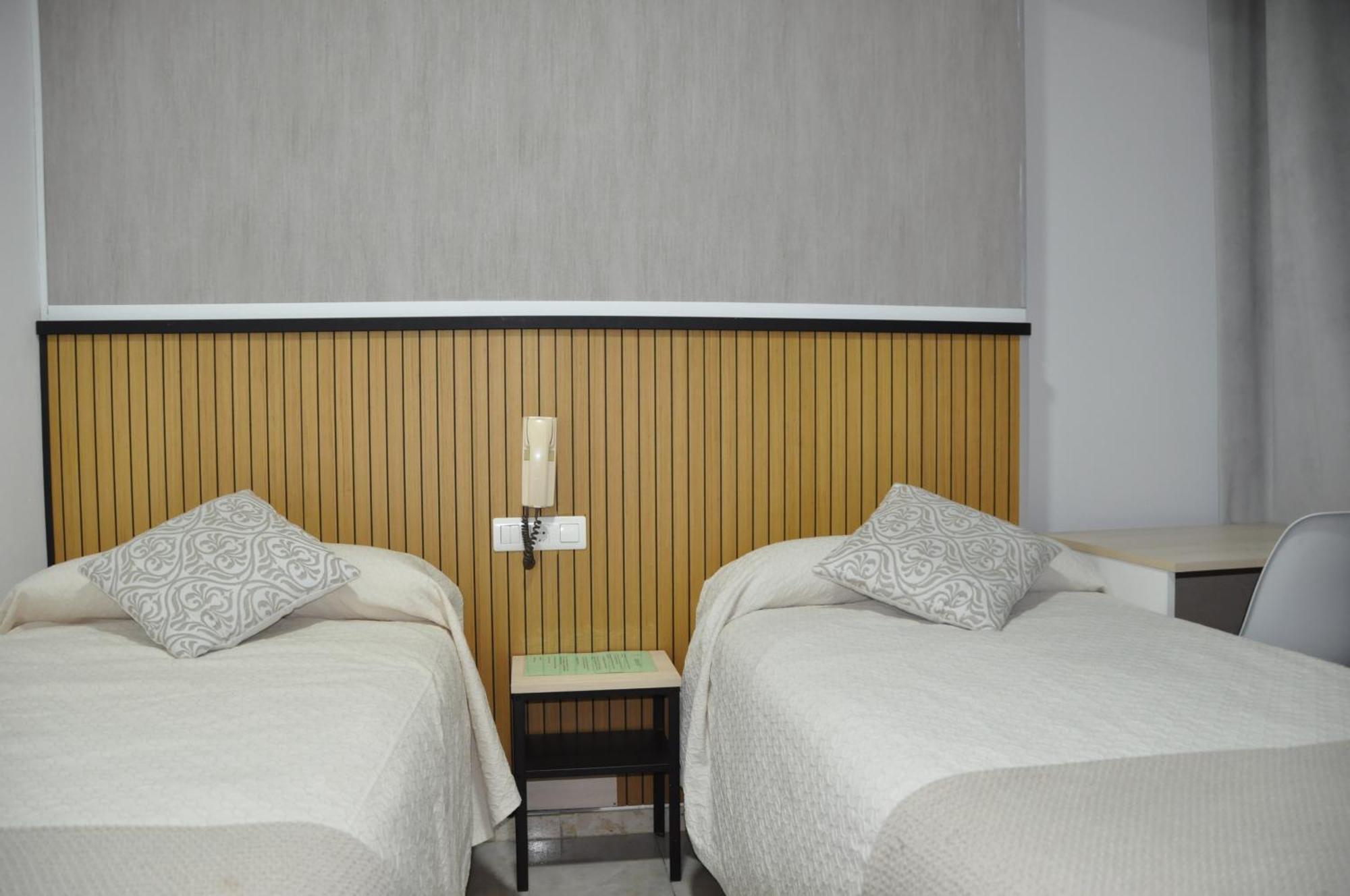 Hostal Ramon Y Cajal Valladolid Kültér fotó