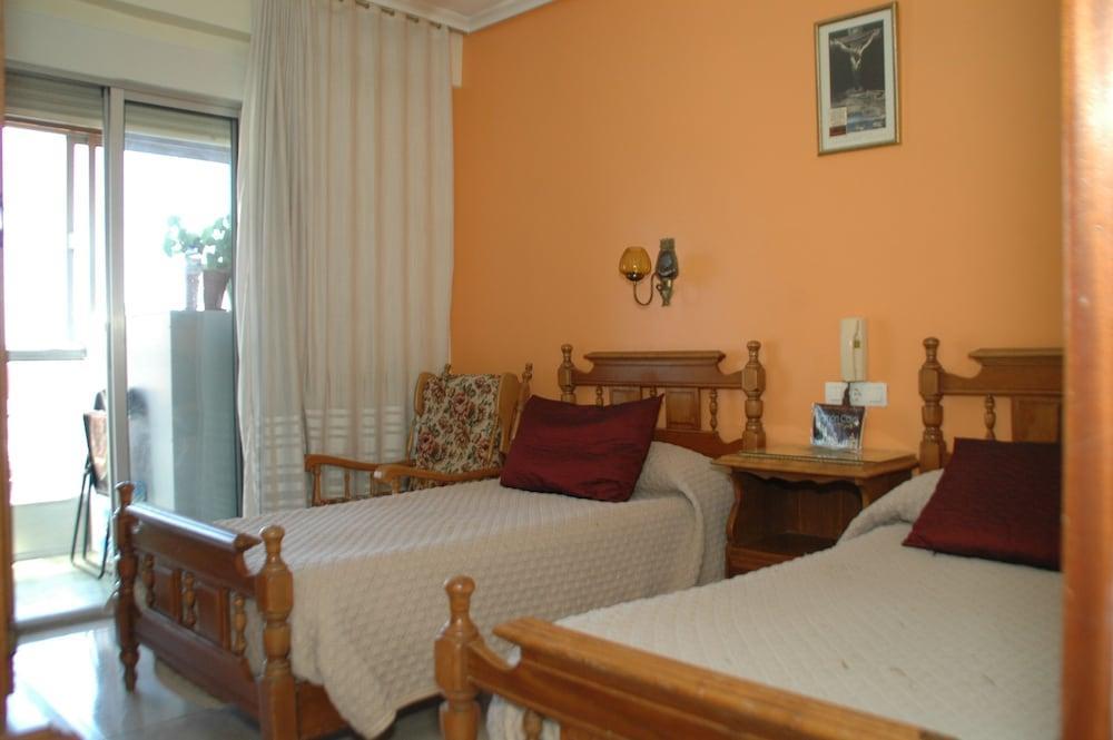 Hostal Ramon Y Cajal Valladolid Kültér fotó